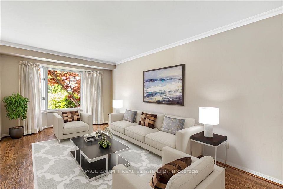 27 Prince Edward Boulevard, Markham, ON L3T 7G3