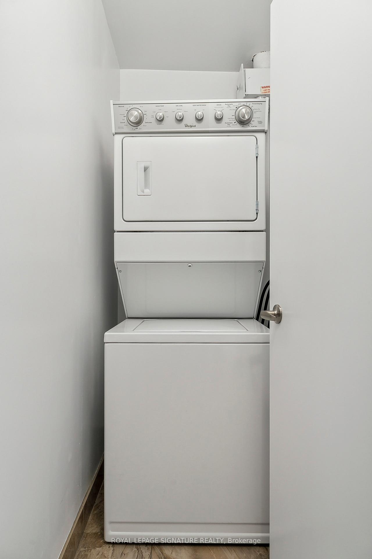 1 Bedroom Condo at 2486 Old Bronte, Oakville For sale