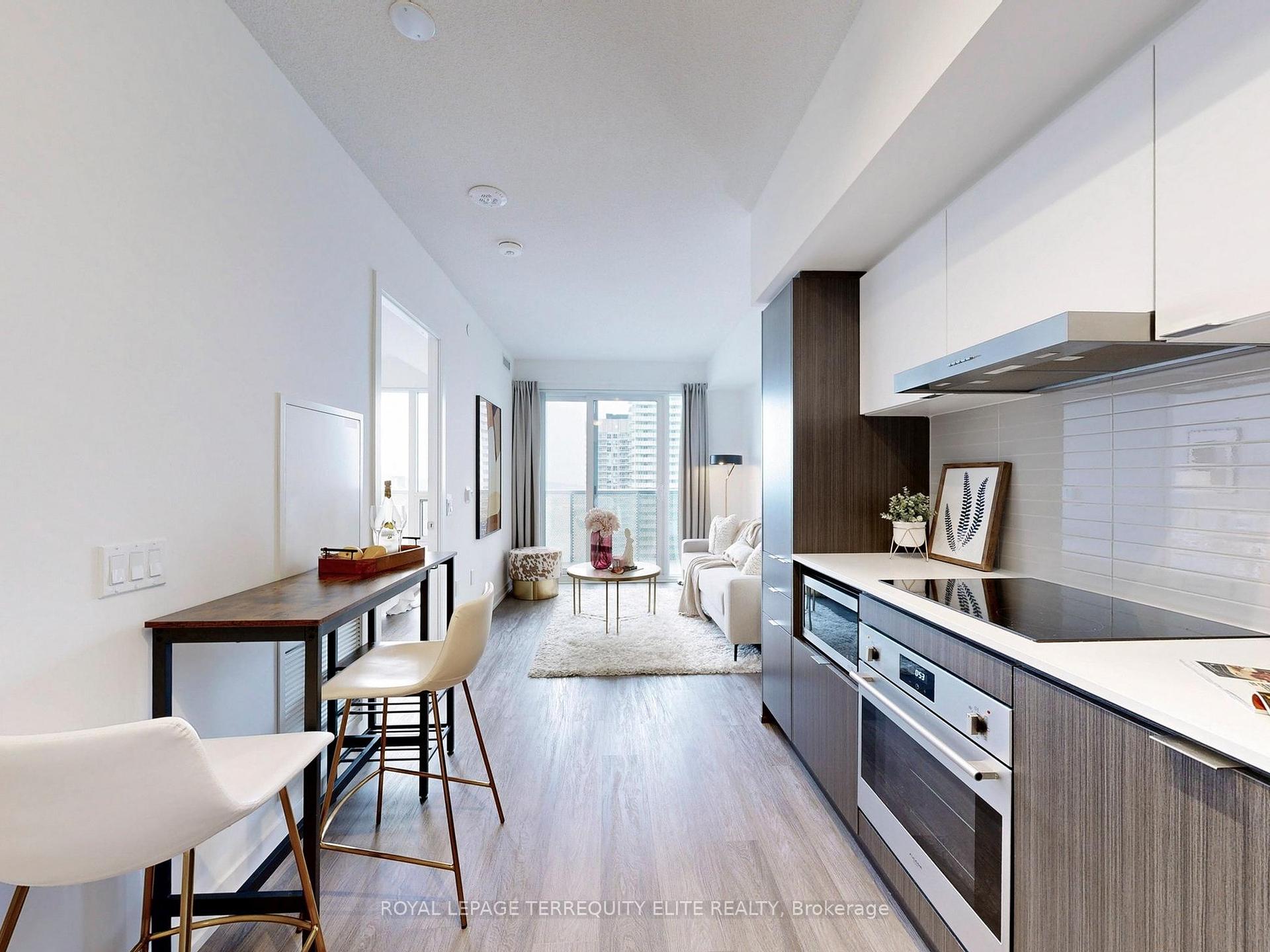1 Bedroom Condo at 55 Cooper, Toronto For sale
