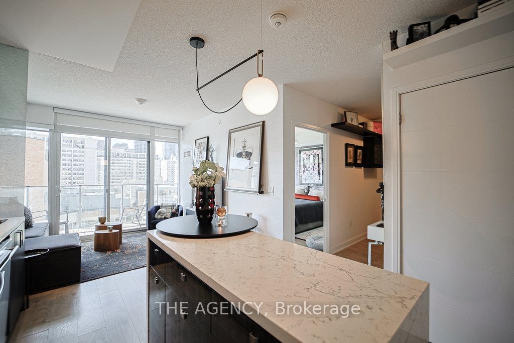1 Bedroom Condo at 50 Wellesley, Toronto For sale
