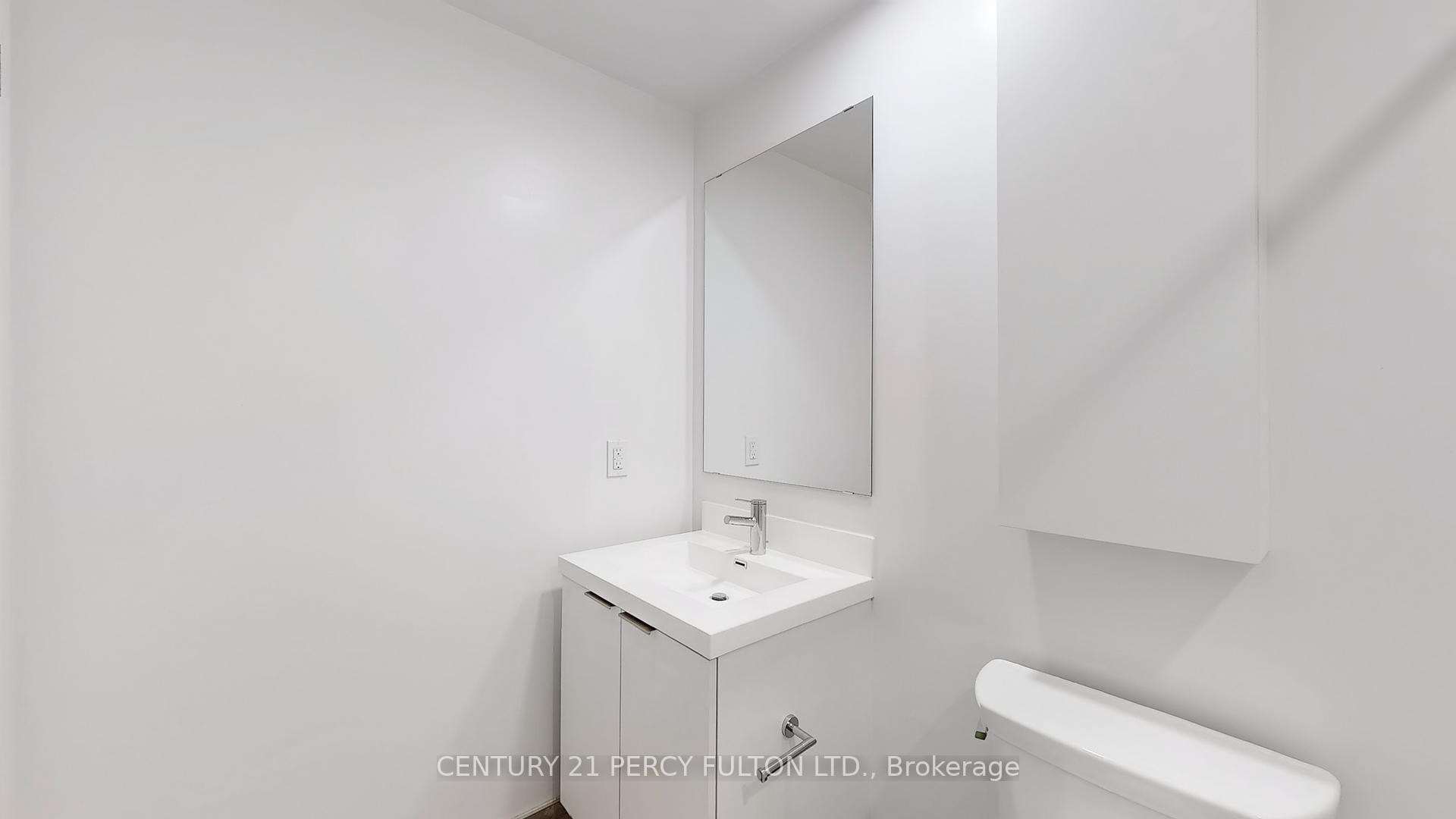 2 Bedrooms Condo at 50 O’Neill,  Toronto For sale