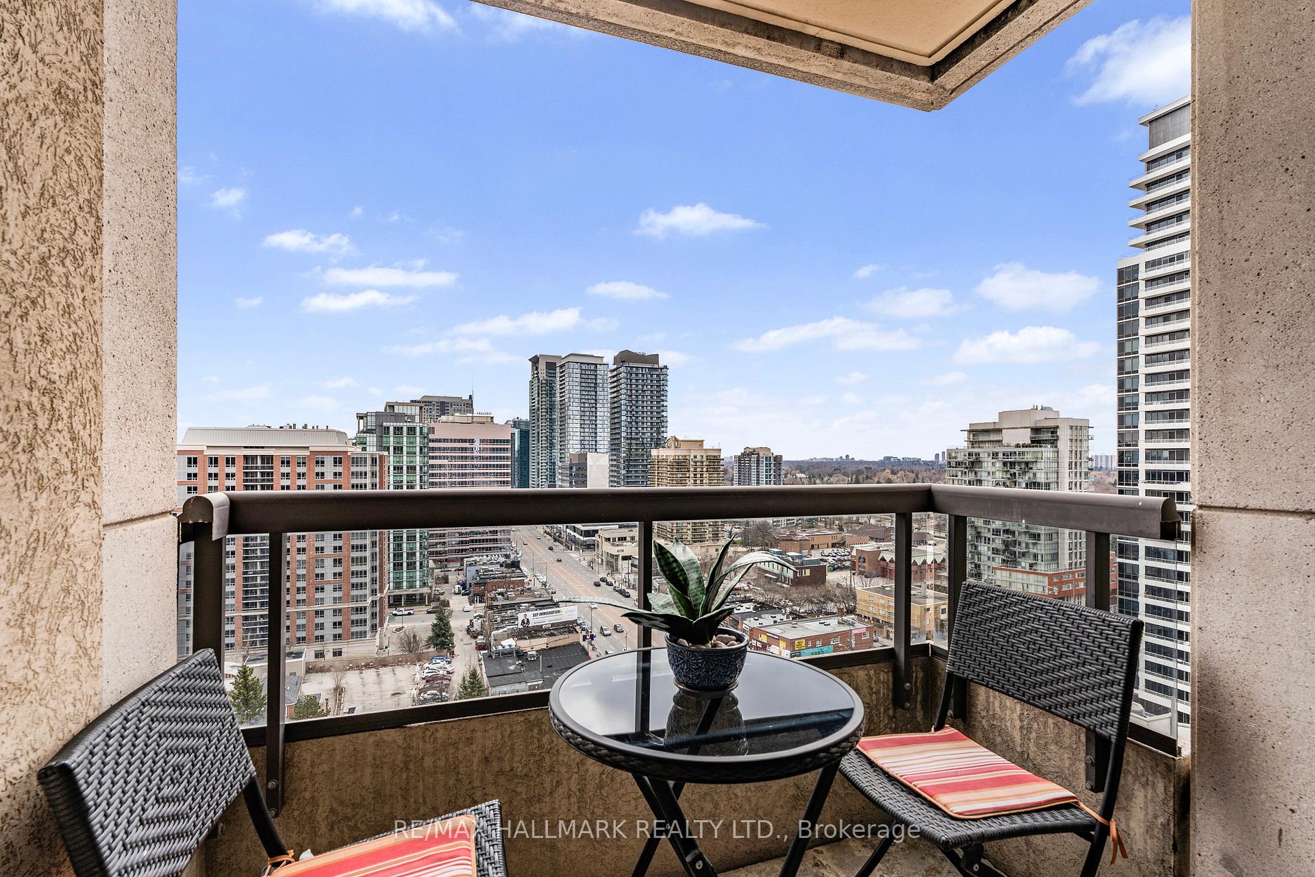 3 Bedrooms Condo at 5 Northtown, Toronto For sale