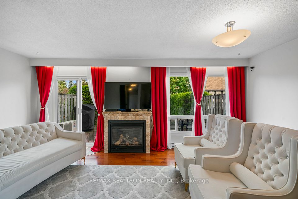 19 Centennial Park Road