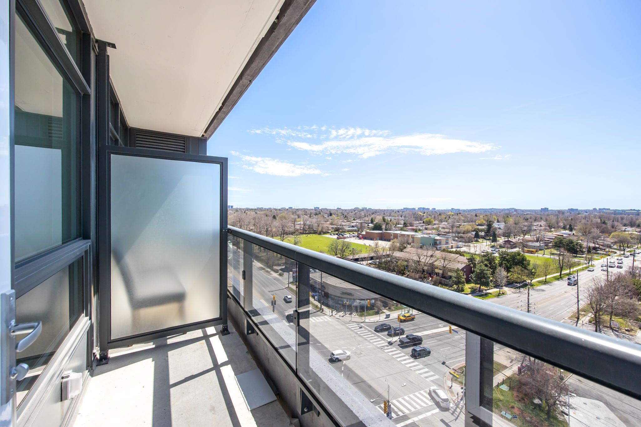 1350 Ellesmere Road 1112