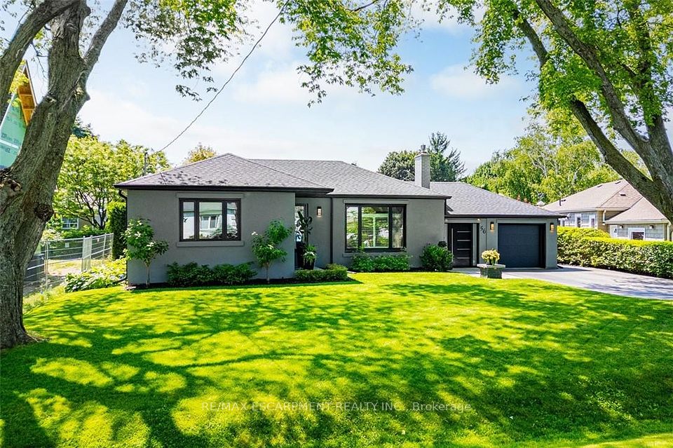 56 Oakley