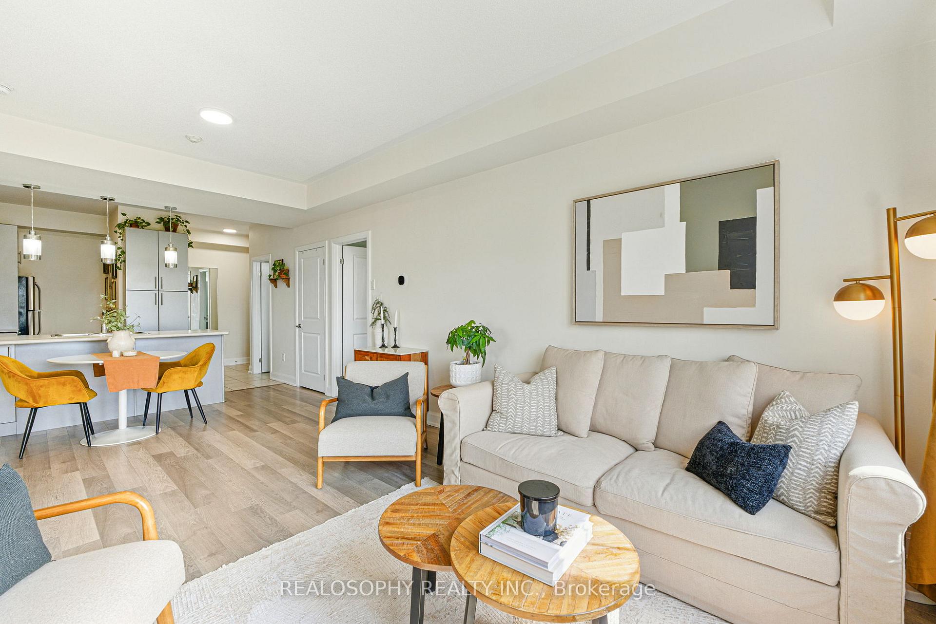 2 Bedrooms Condo at 2333 Sawgrass, Oakville For sale