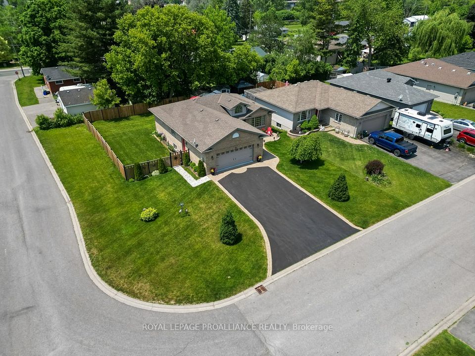 2 Stonegate