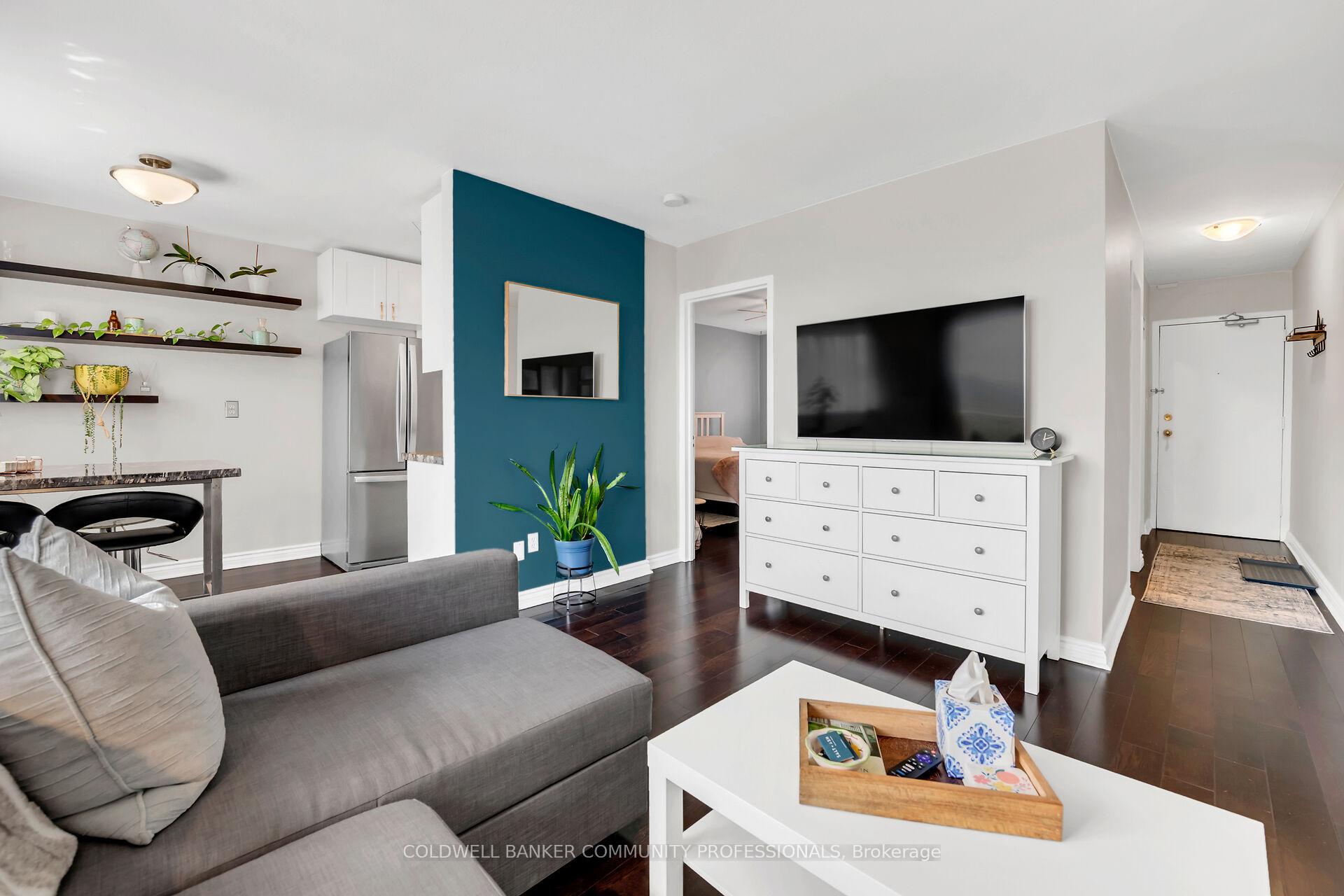 1 Bedroom Condo at 141 Catharine, Hamilton For sale