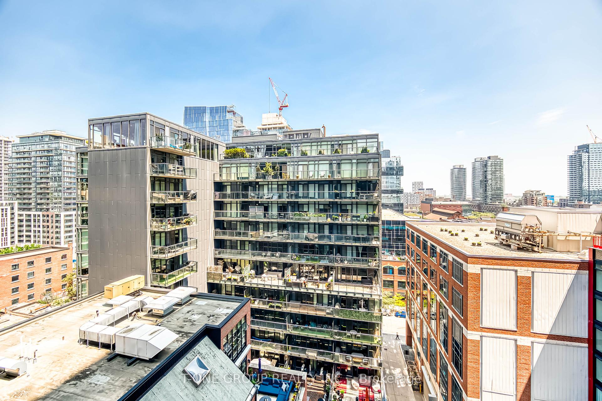 1 Bedroom Condo at 39 Sherbourne, Toronto For sale