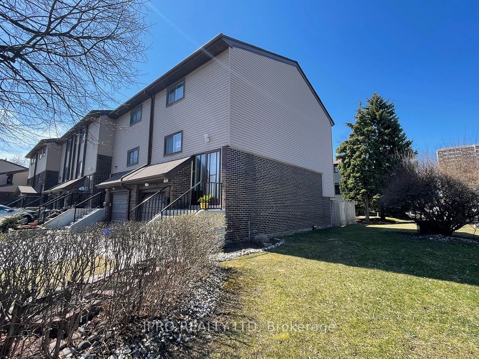 66 Carleton