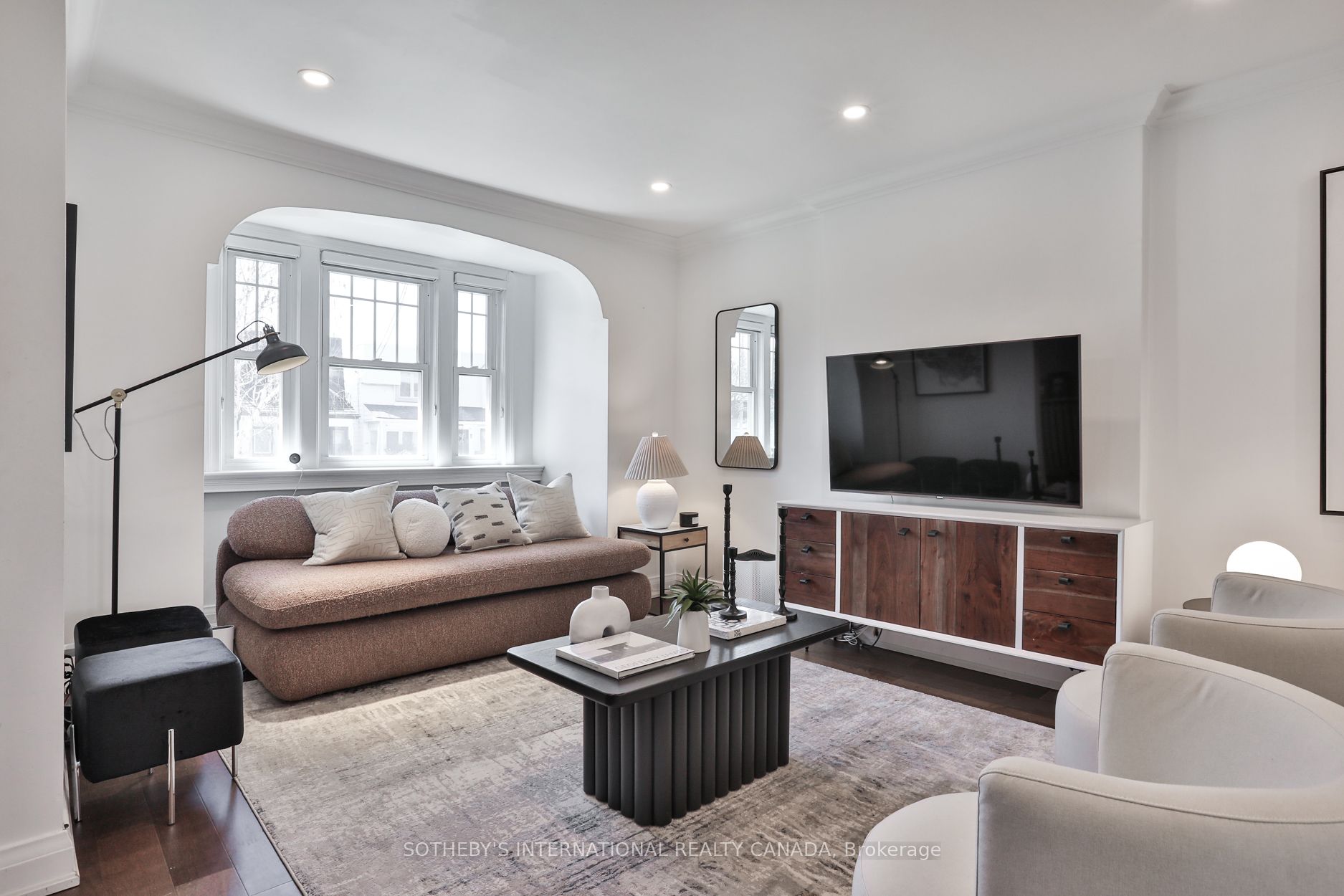 389 Arlington Avenue