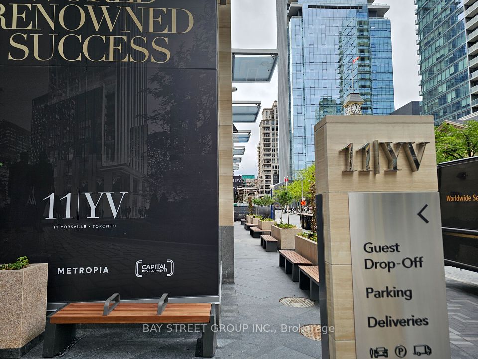 11 Yorkville