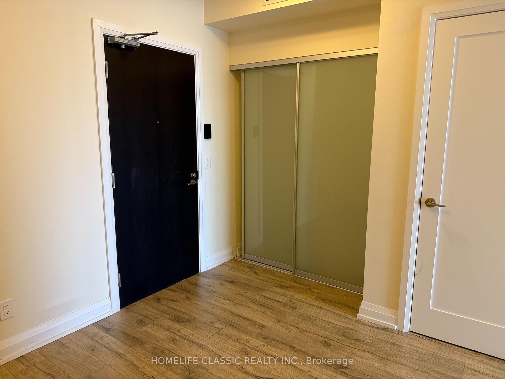 2 Bedrooms Condo at 2 ANNDALE, Toronto For sale