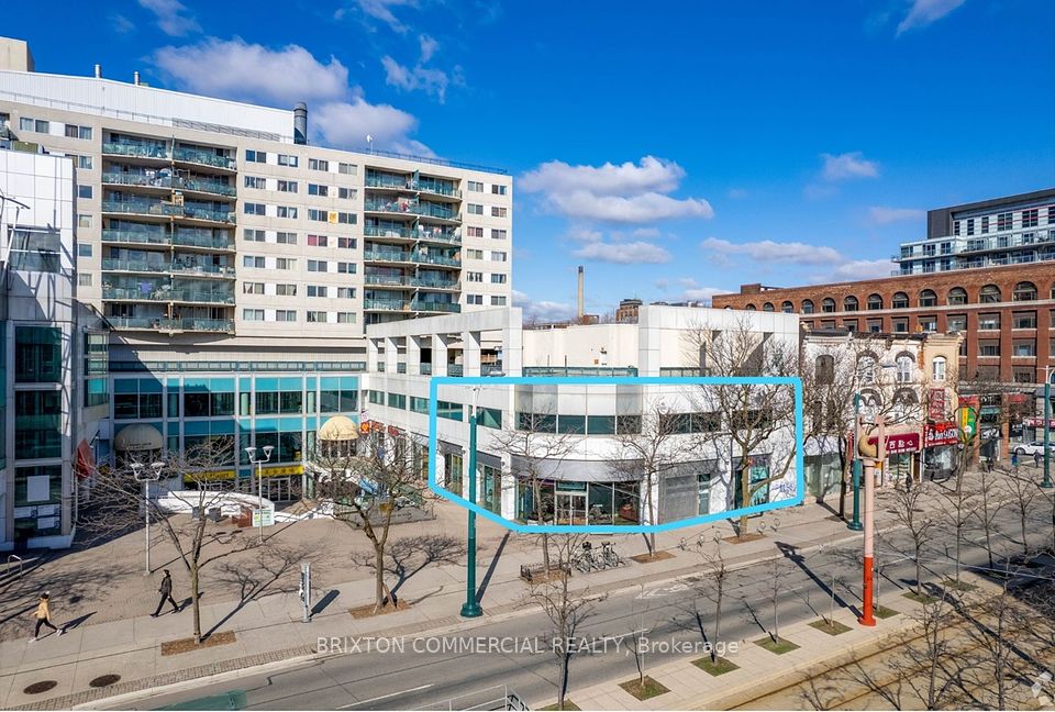 222 SPADINA