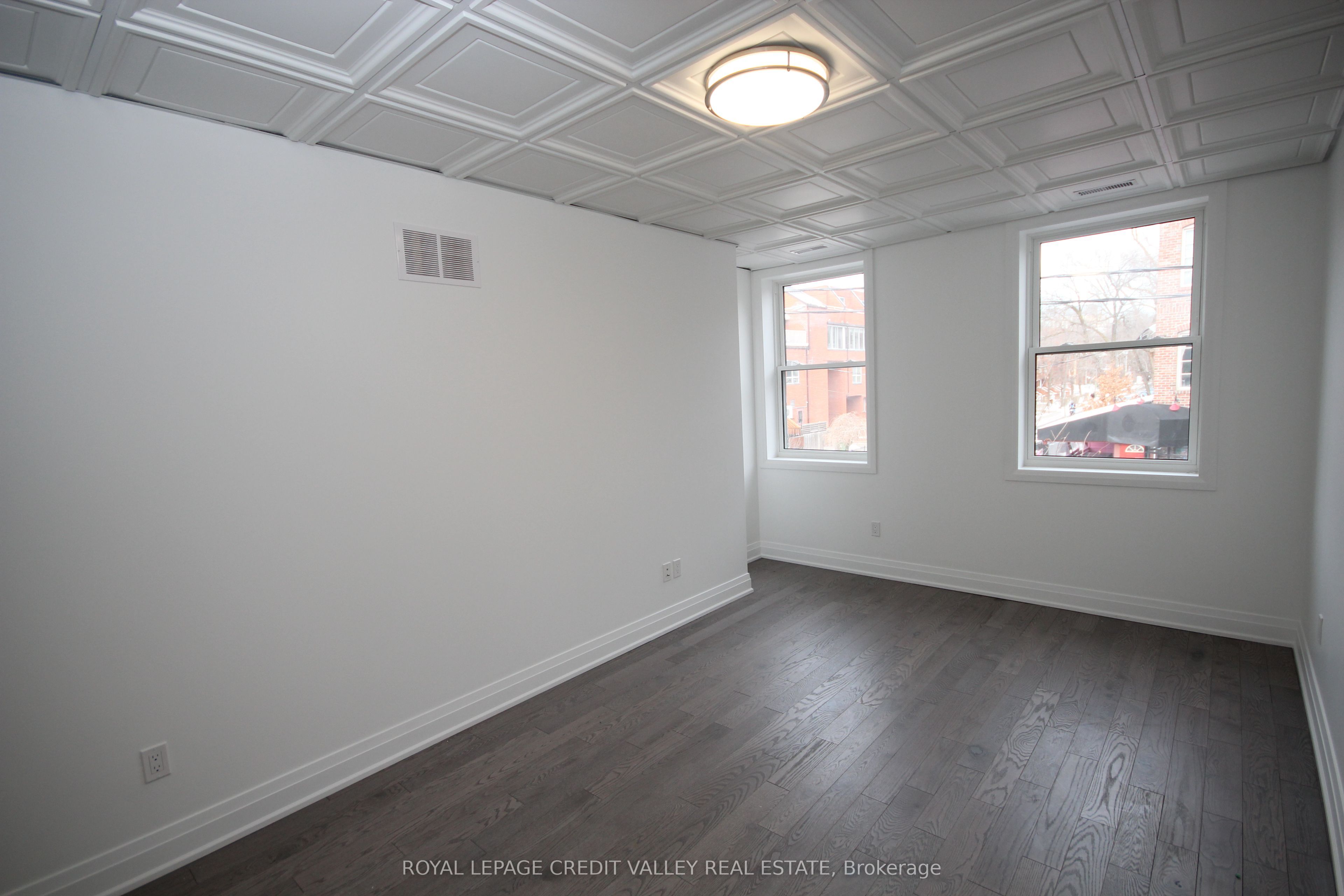 31 Baldwin Street, #Upper