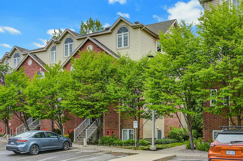 113 Steele Park
