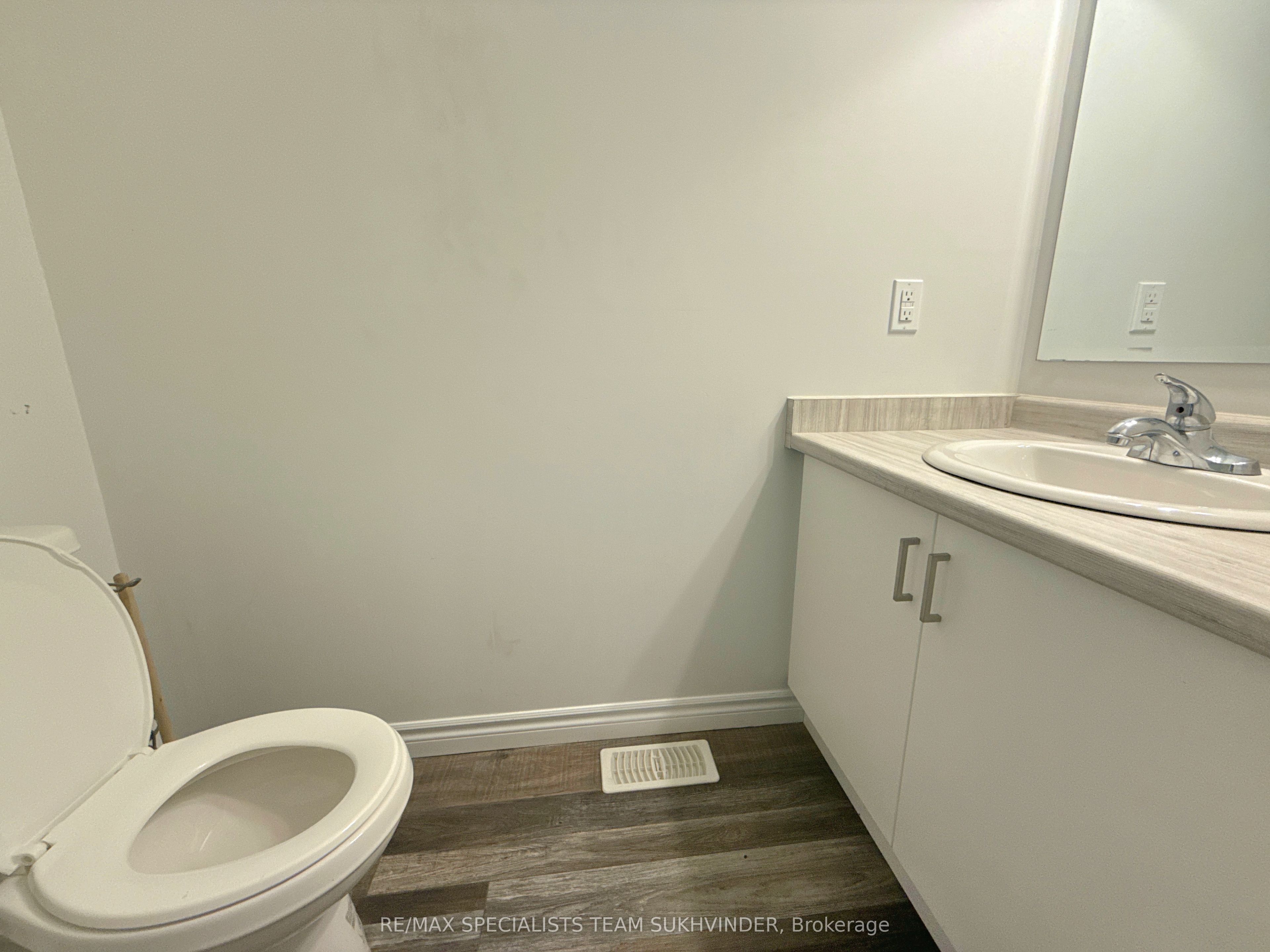3173 Turner Crescent, London, ON N6M 0J8