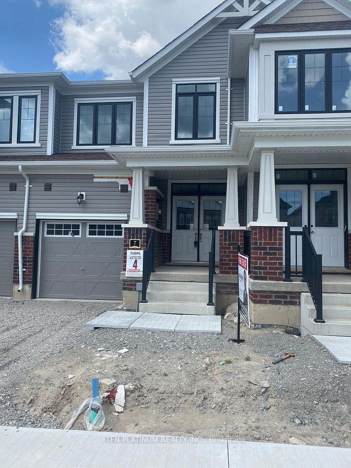 7 Tamworth Terrace, Barrie, ON L9J 0W5