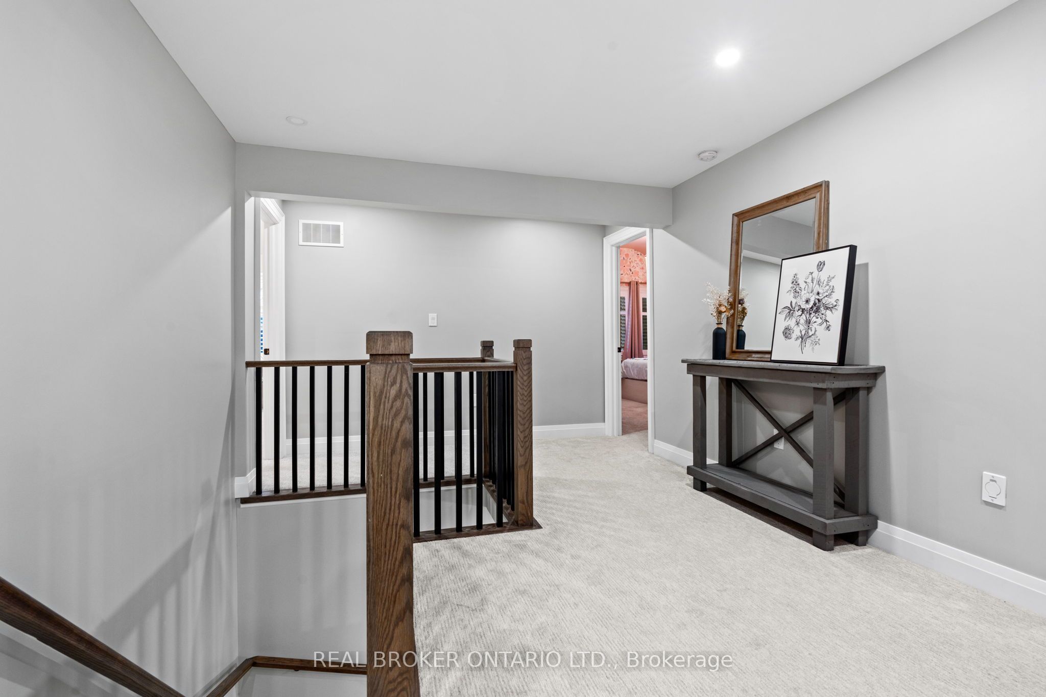 3 Oak Ridge Court