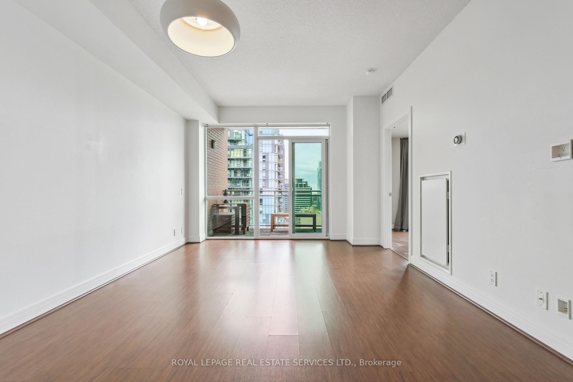 1 Bedroom Condo at 112 George, Toronto For sale