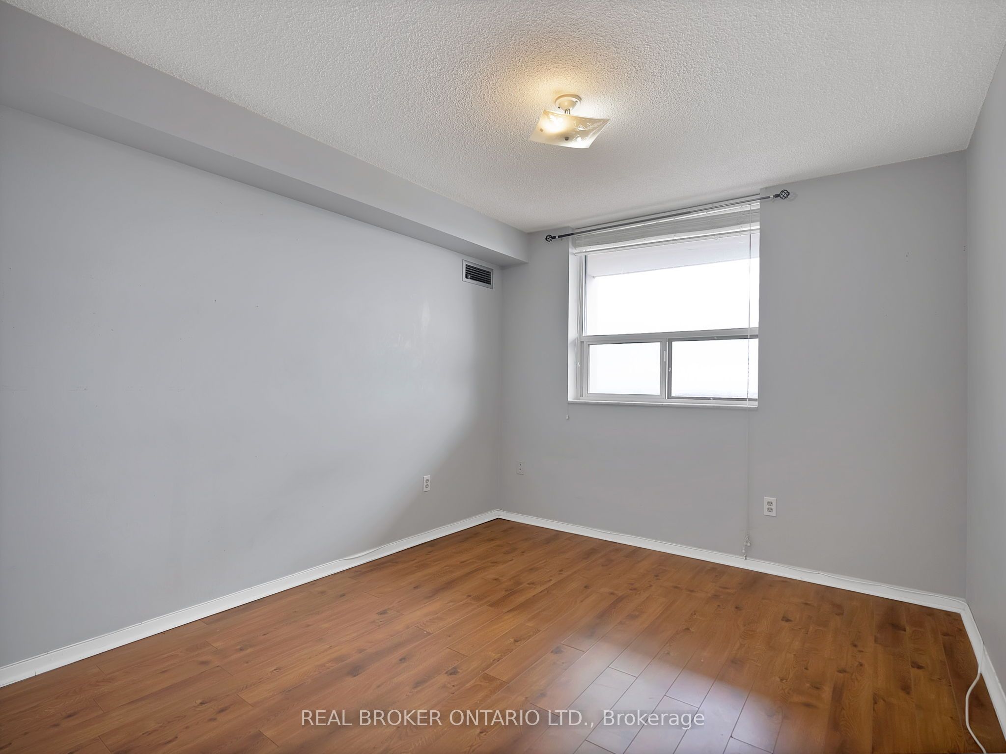 3 Lisa Street, #1103
