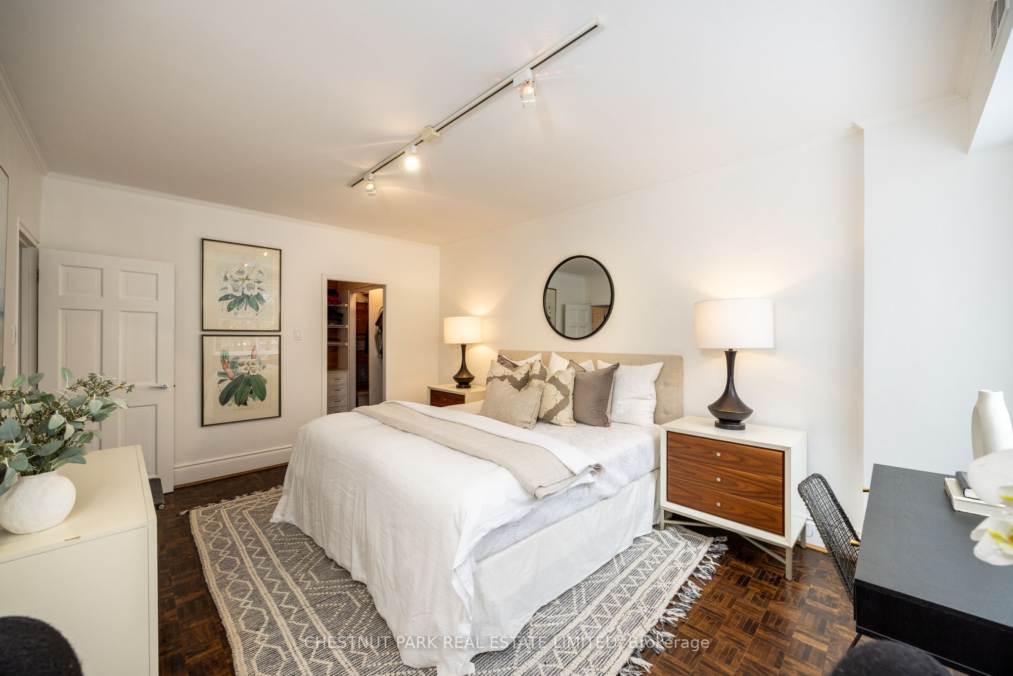 21 Dale Avenue, #704