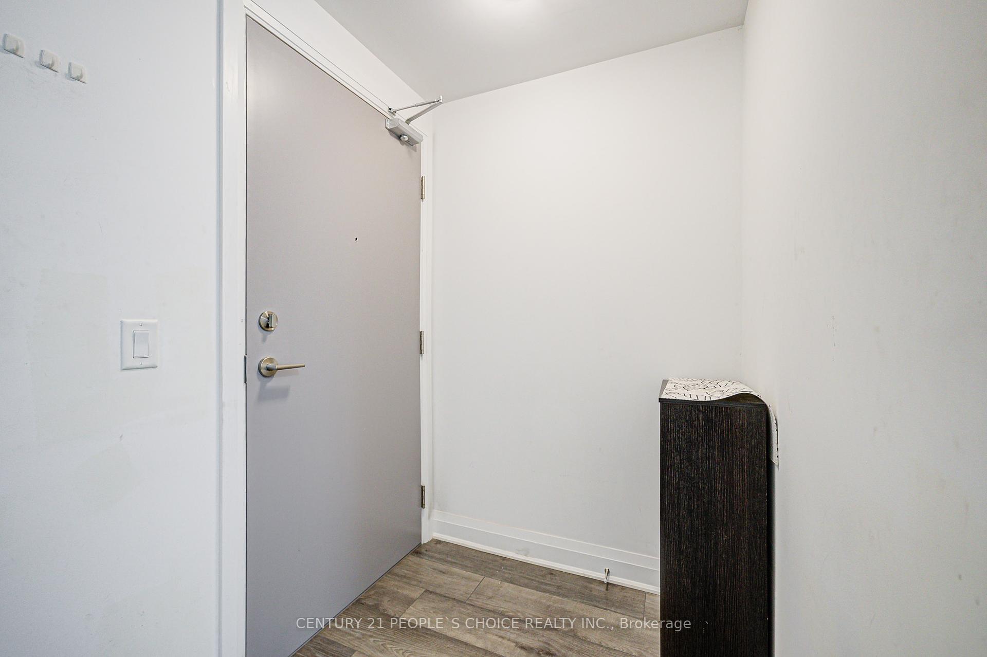 2 Bedrooms Condo at 3220 Sheppard, Toronto For sale