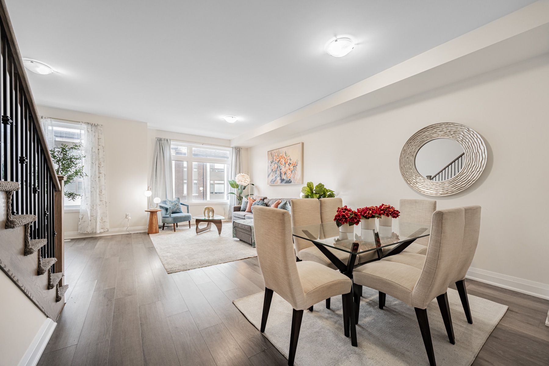 250 Finch Avenue 22