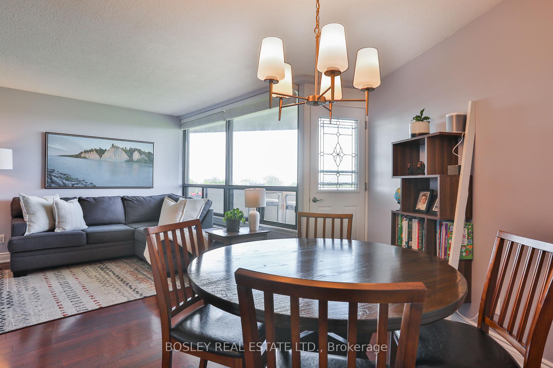 2 Bedrooms Condo at 284 Mill, Toronto For sale