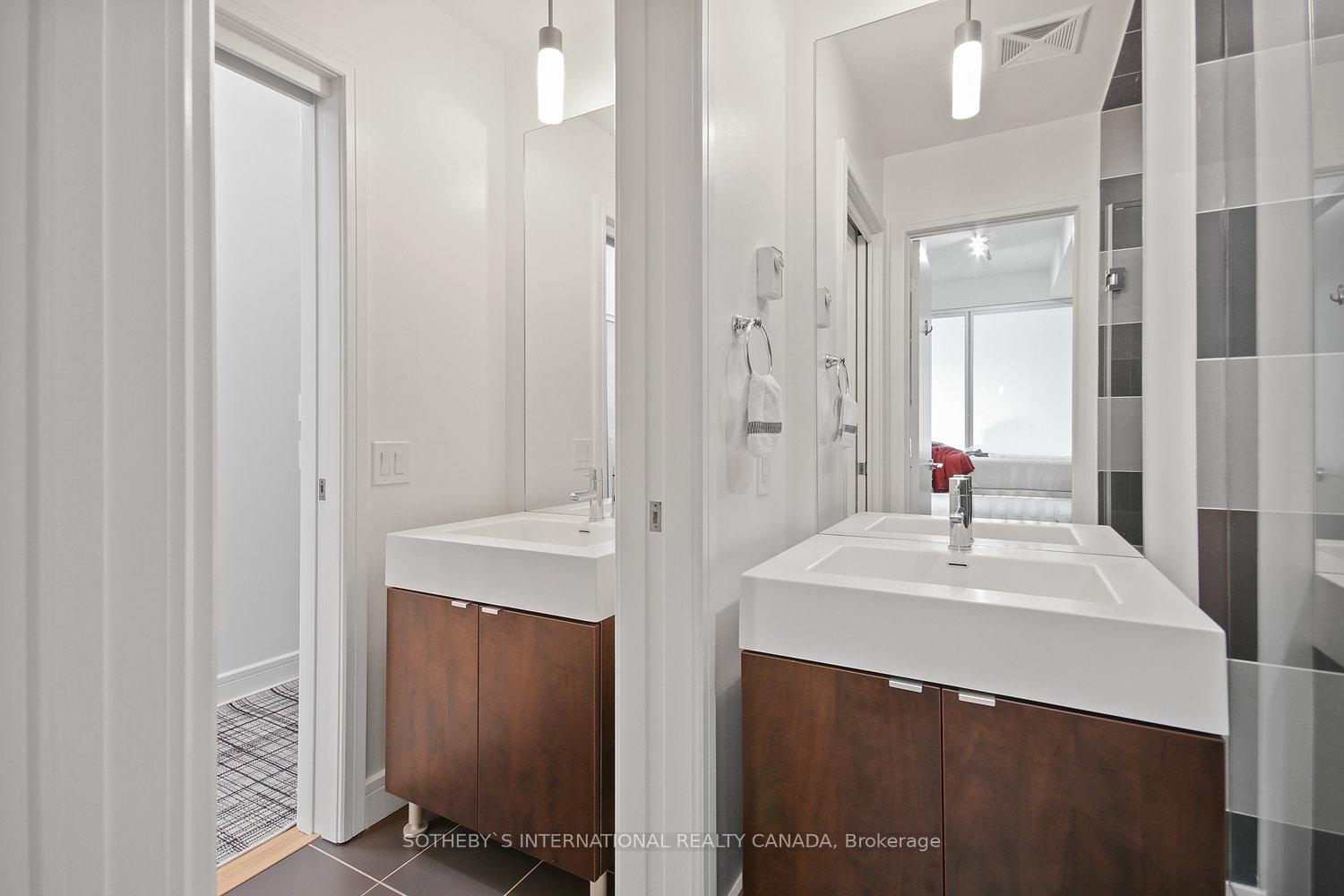2 Bedrooms Condo at 116 George,  Toronto For sale