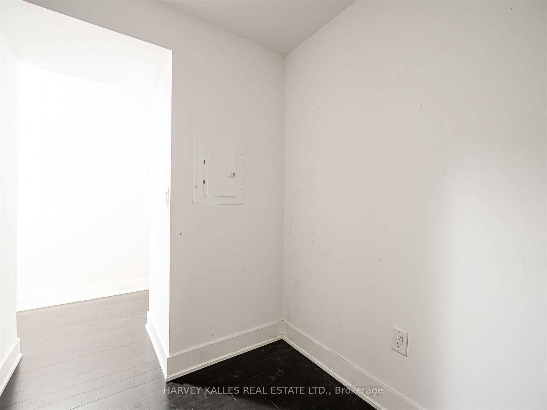 955 Bay Street 622