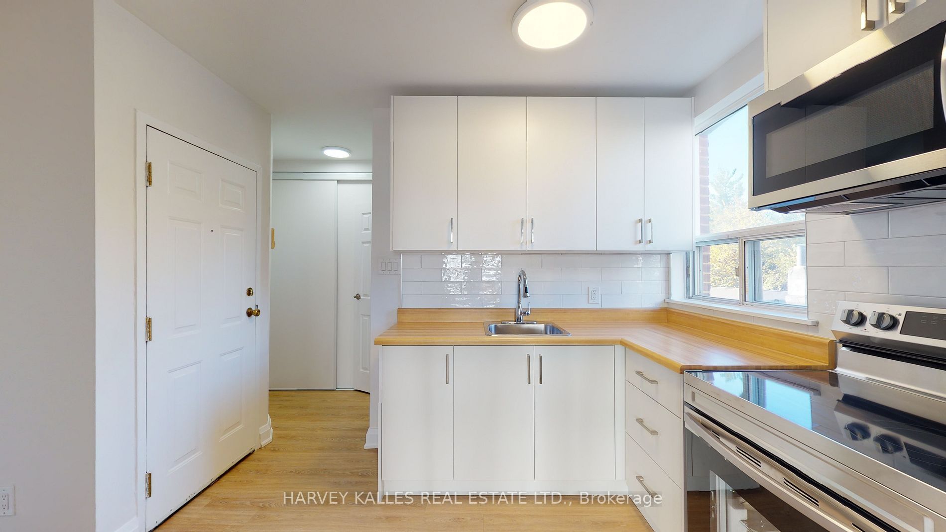 399 Dupont Street 102