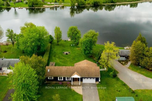 318 Broadway Street, Merrickville-Wolford, ON K0G 1N0