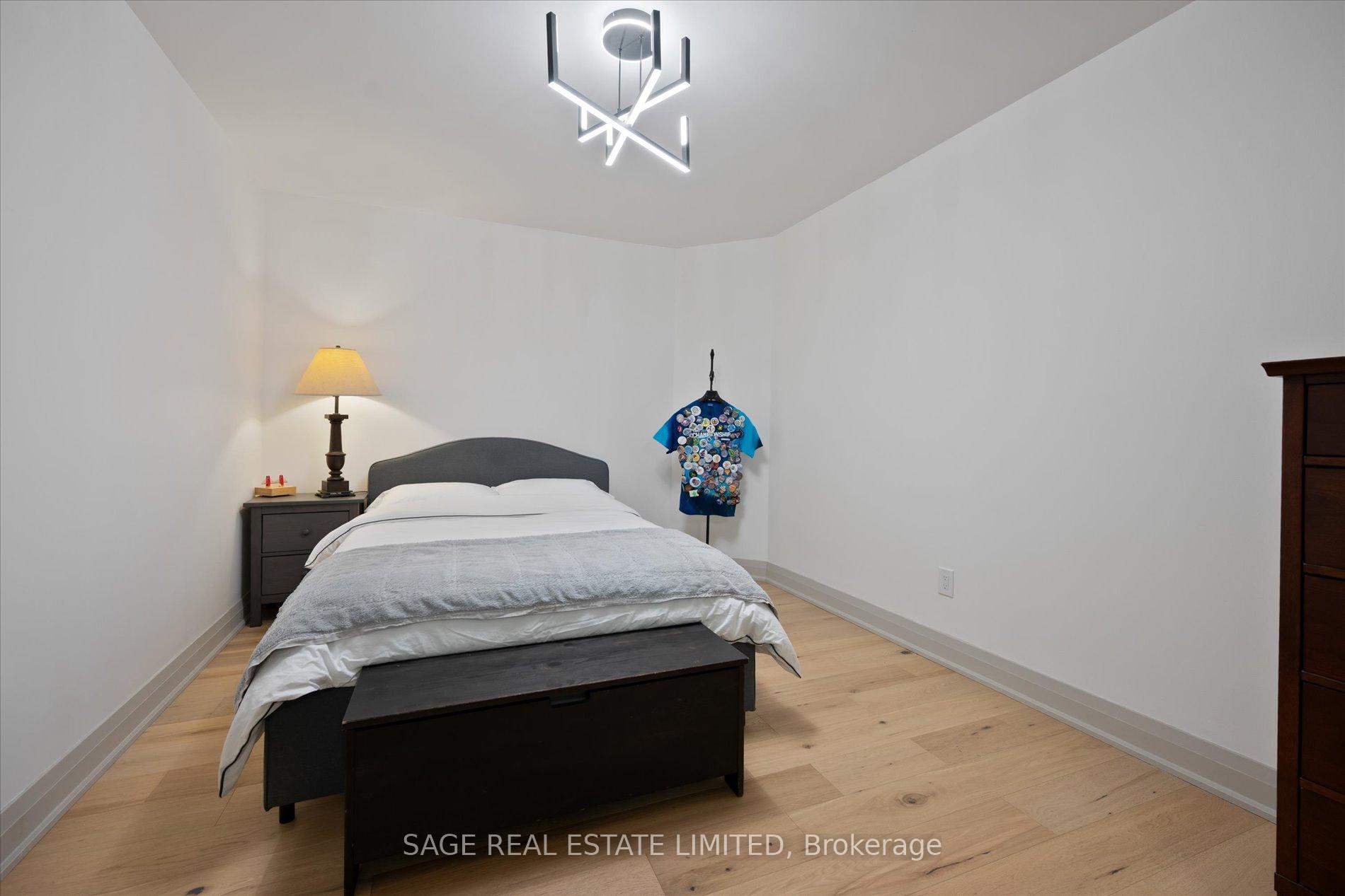 3 Bedrooms Condo at 160 Frederick, Toronto For sale