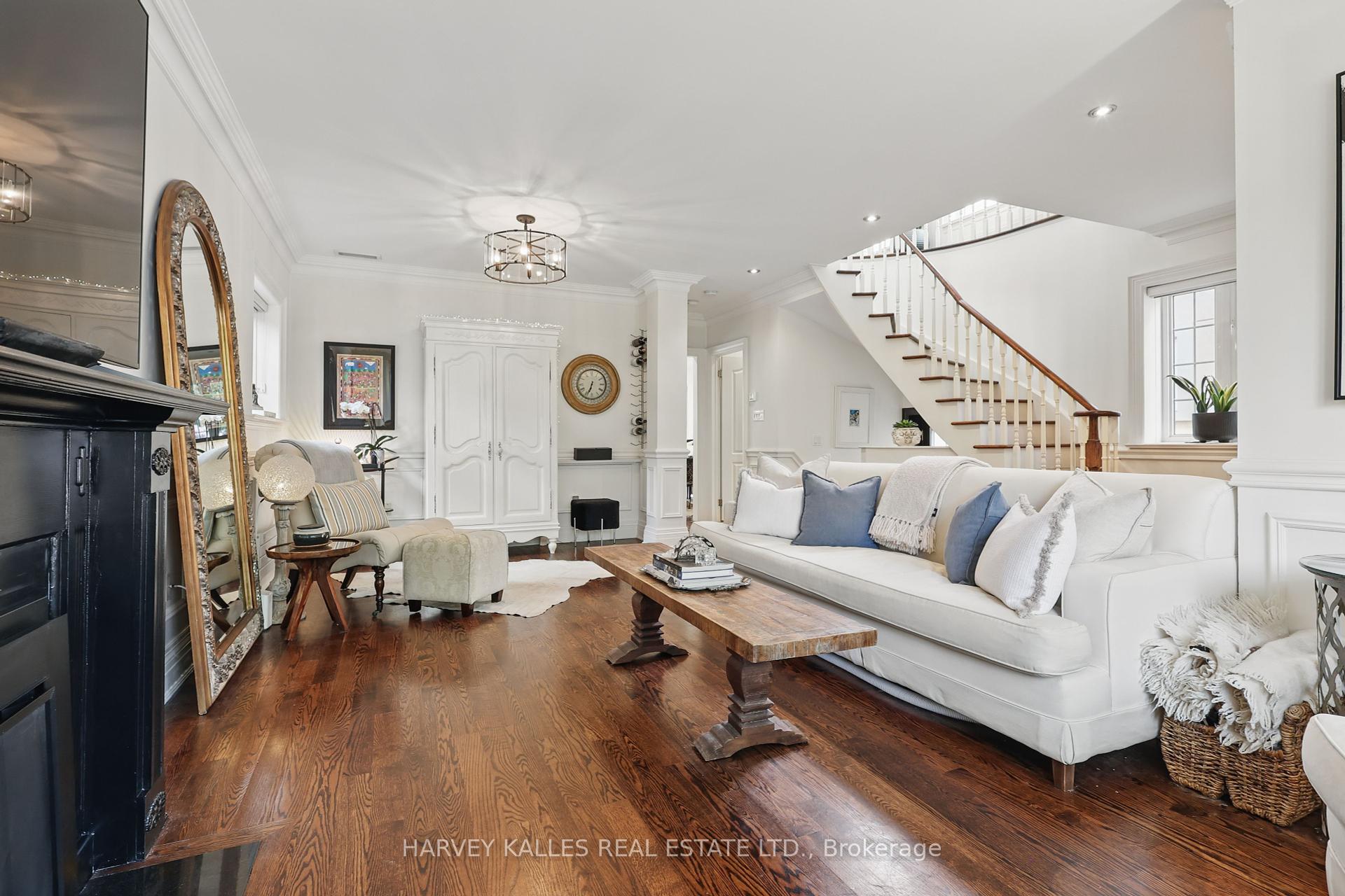 362 Broadway Avenue