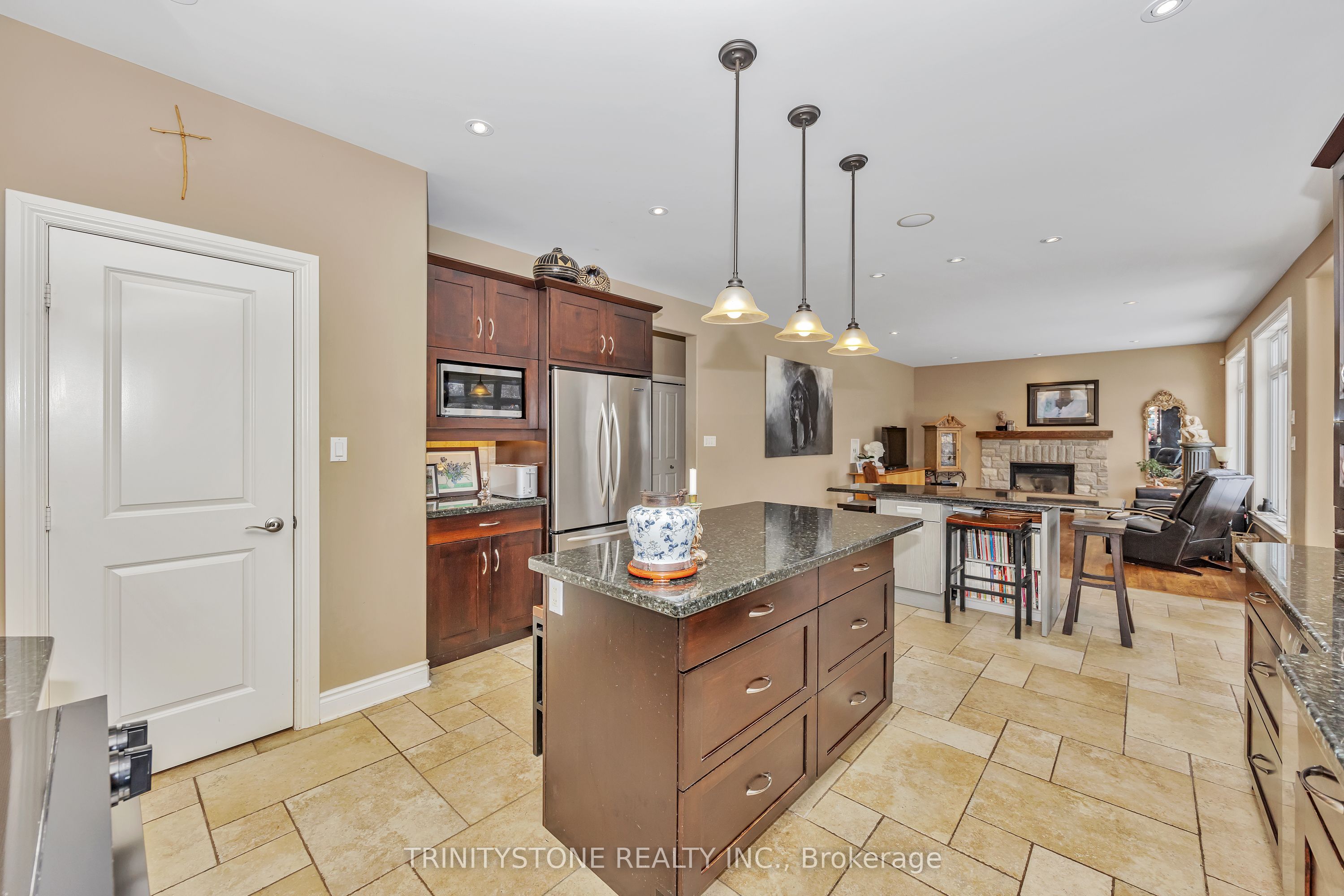 15 Canadian Drive