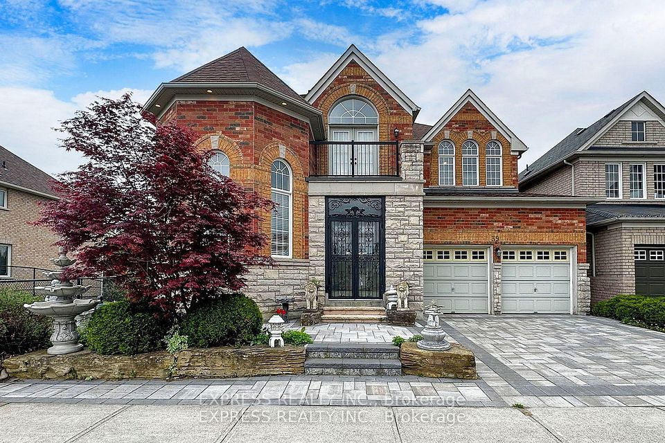 39 Boulderbrook