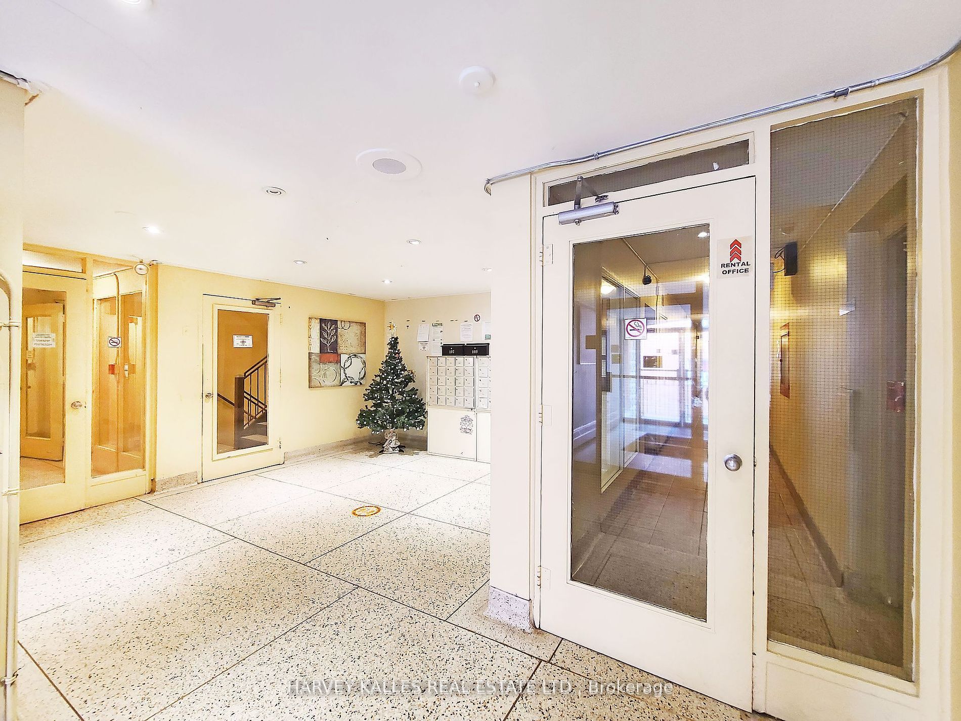 80 Blackfriar Avenue 114