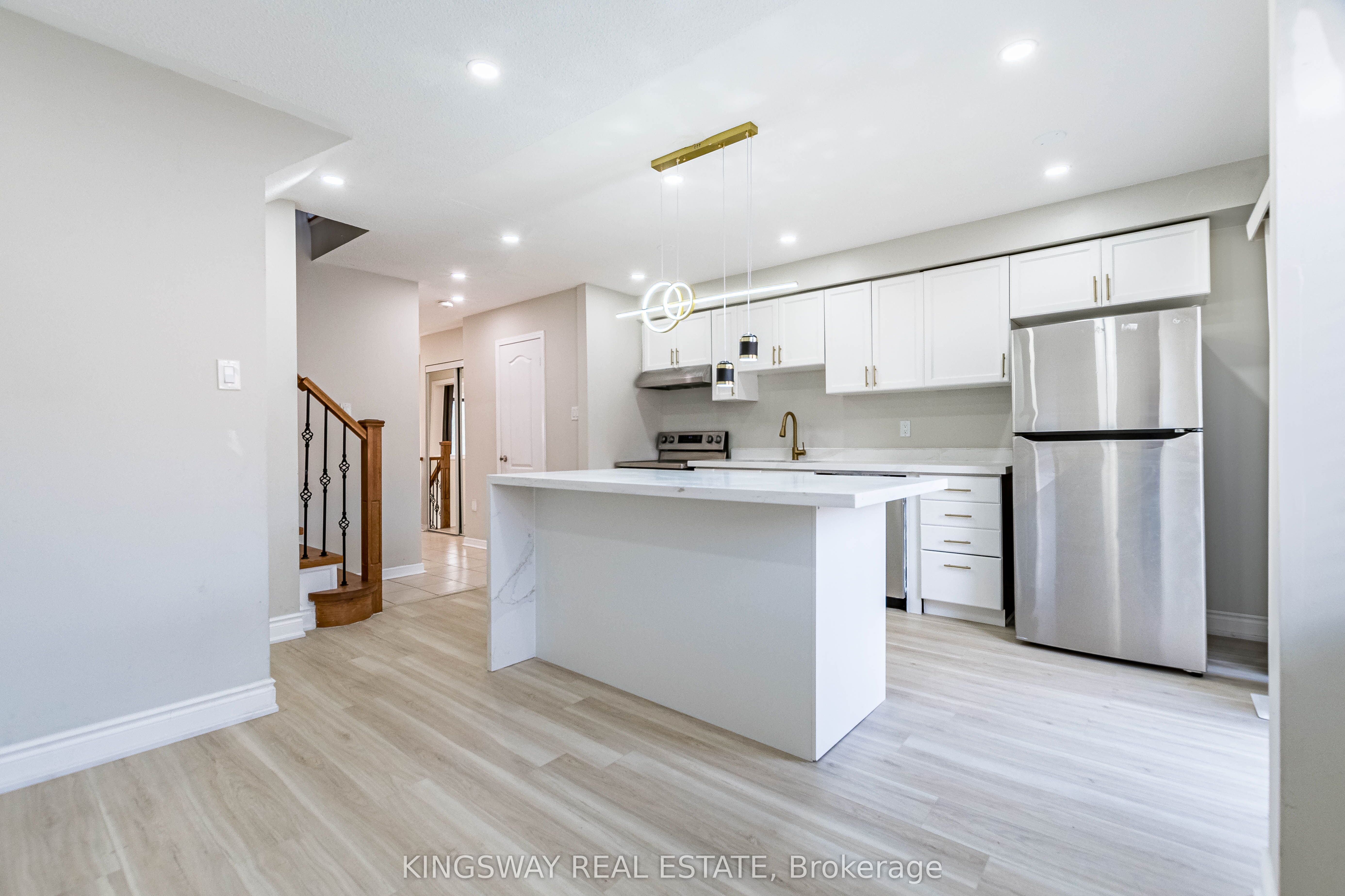 5821 Tiz Road, Mississauga Hurontario