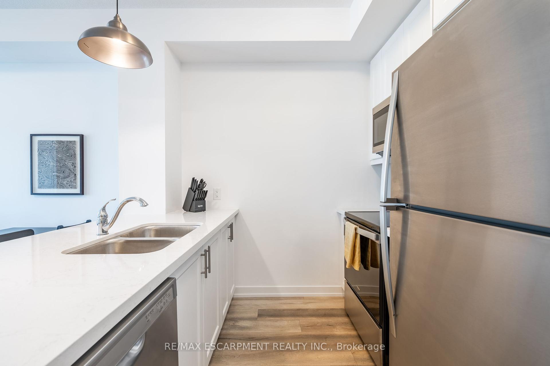 1 Bedroom Condo at 470 Dundas, Hamilton For sale