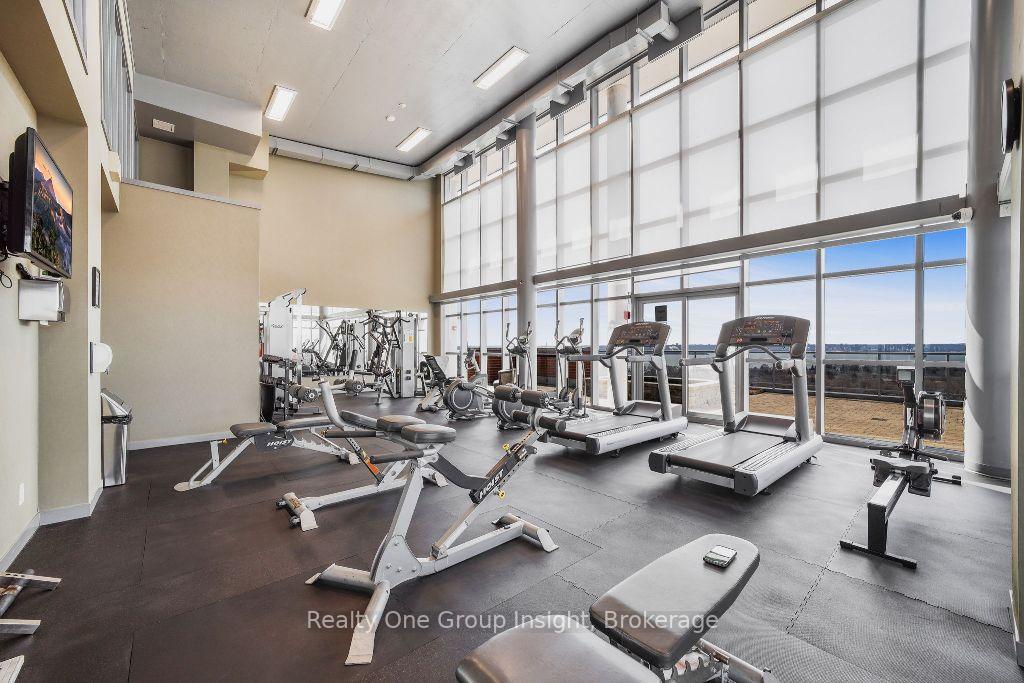 1 Bedroom Condo at 551 Maple,  Burlington For sale