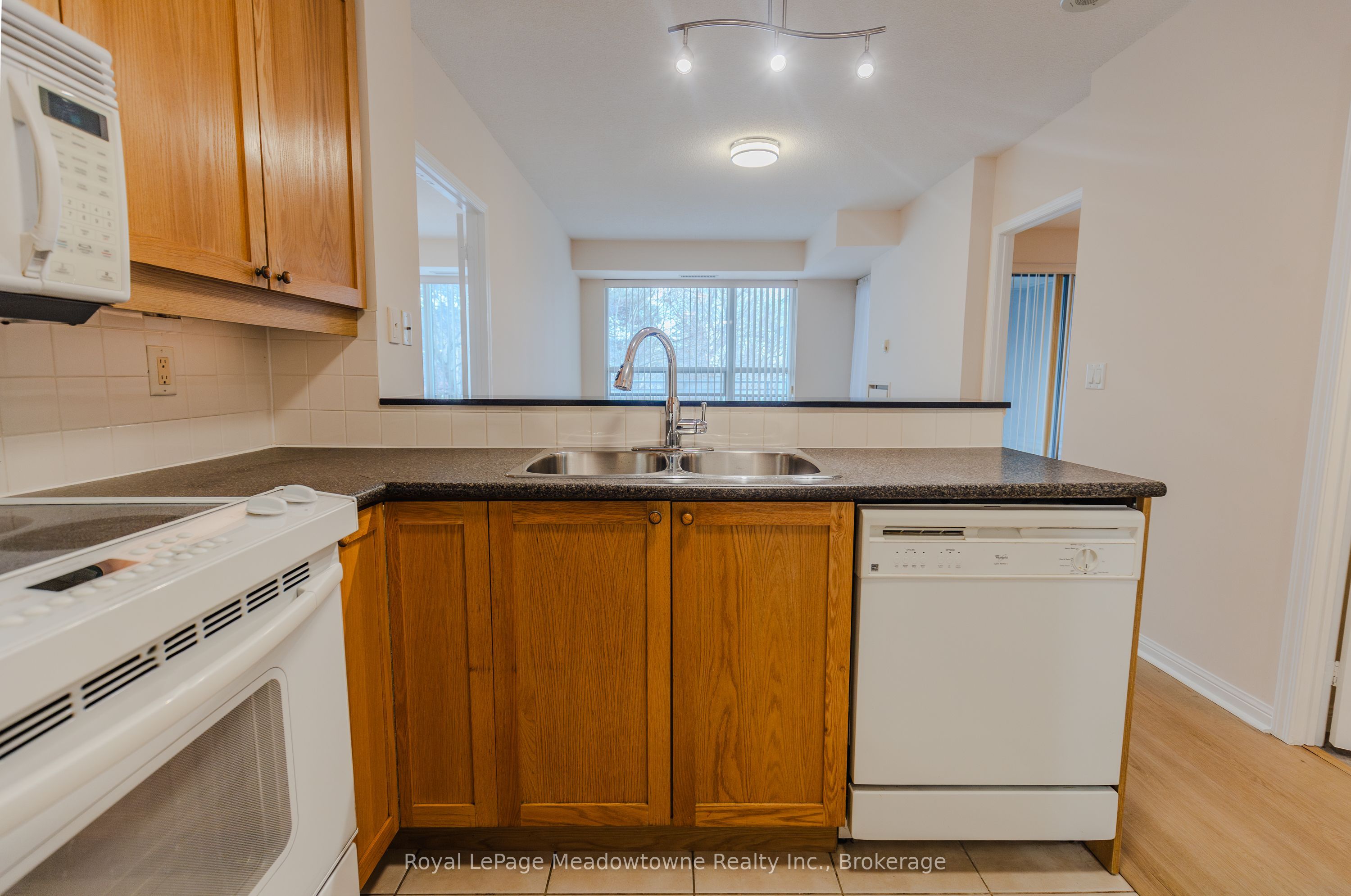 1801 Bayview Avenue E, #511
