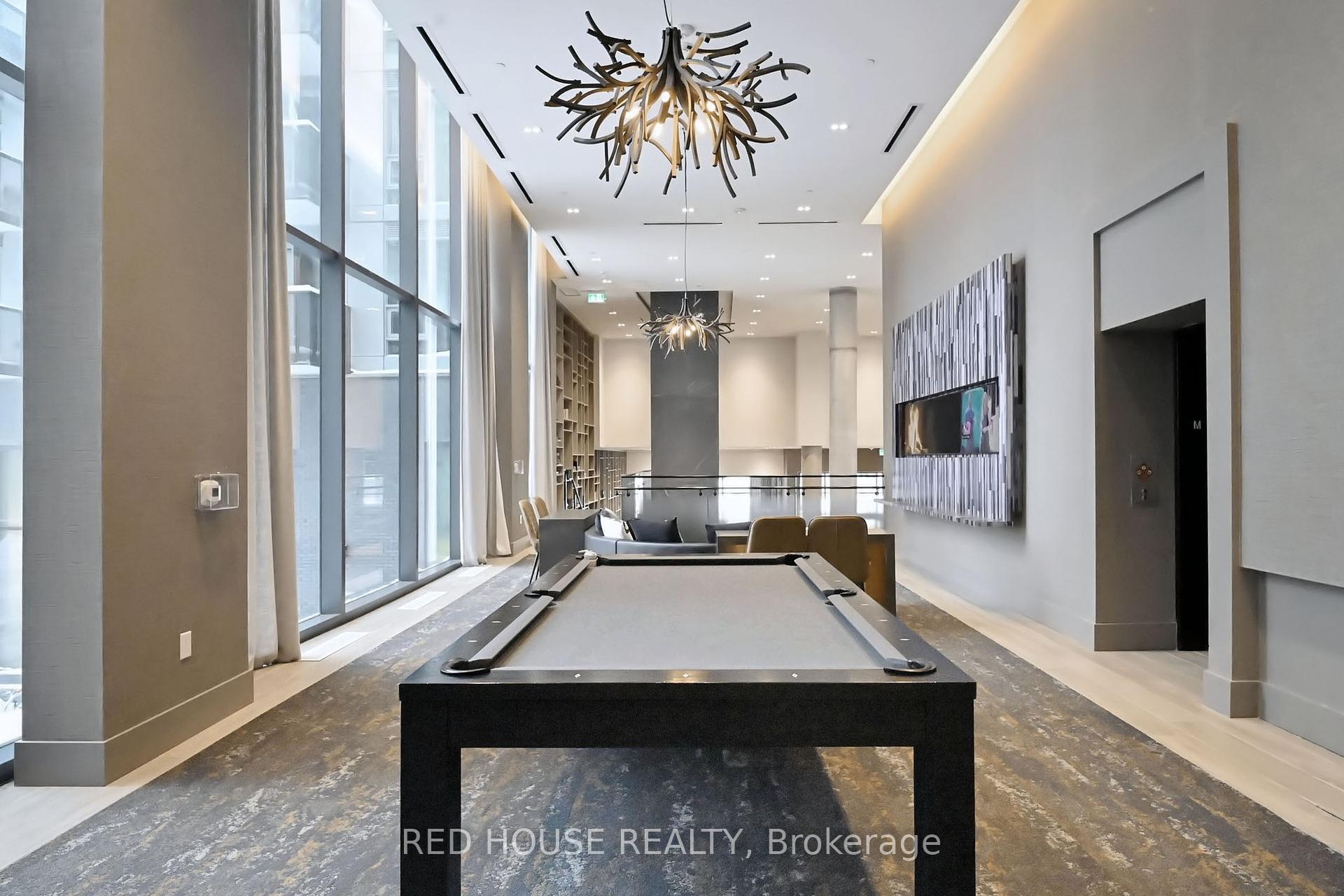 1 Bedroom Condo at 2450 Old Bronte, Oakville For sale
