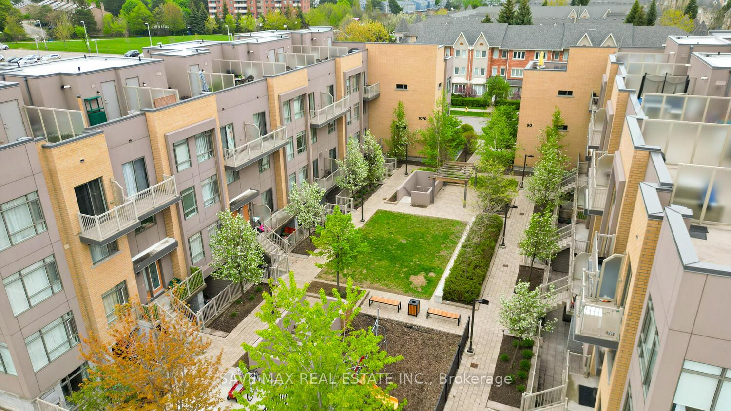 2 Bedrooms Condo at 1070 Progress, Toronto For sale