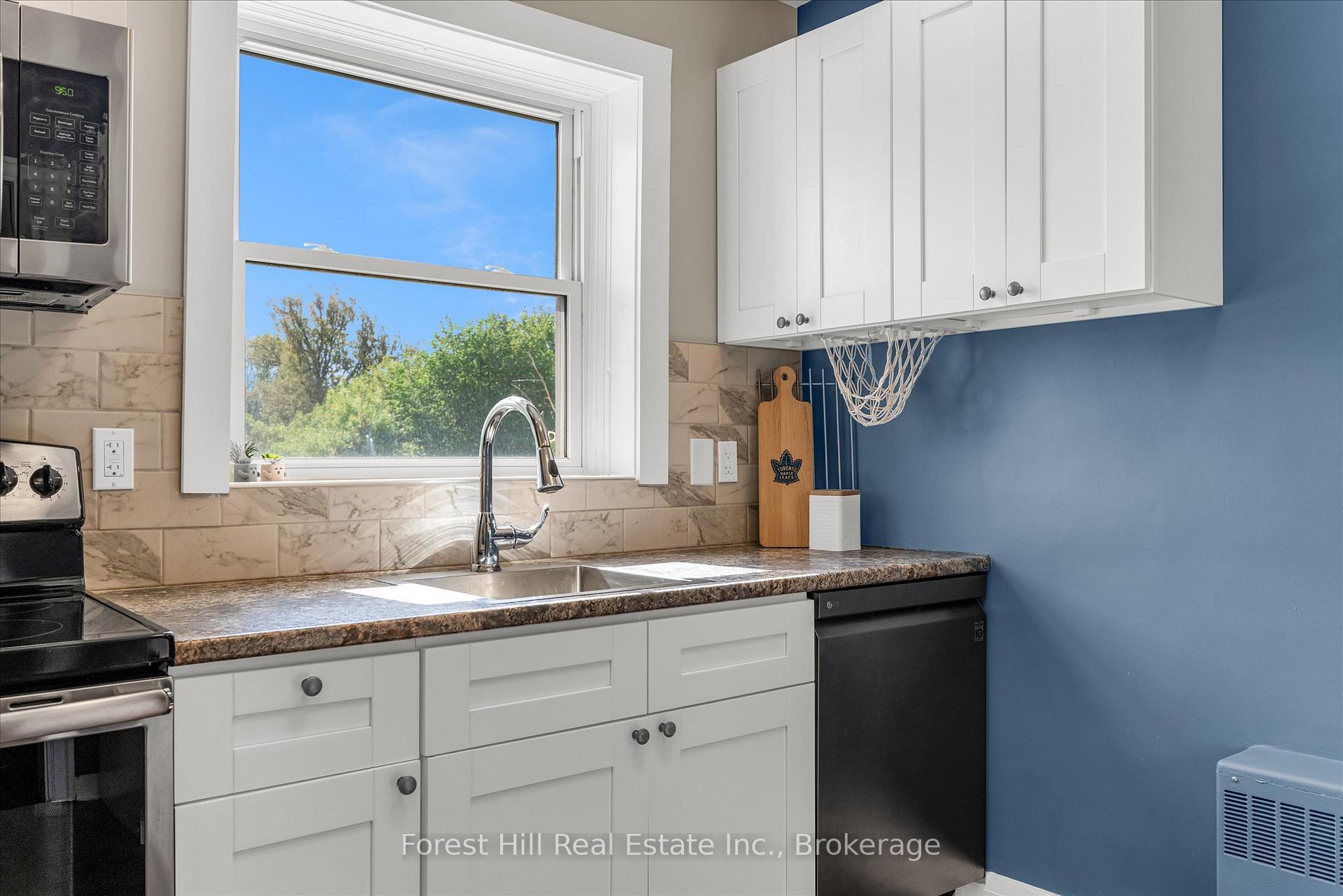 1 Bedroom Co-op at 2 Stroud, Hamilton For sale