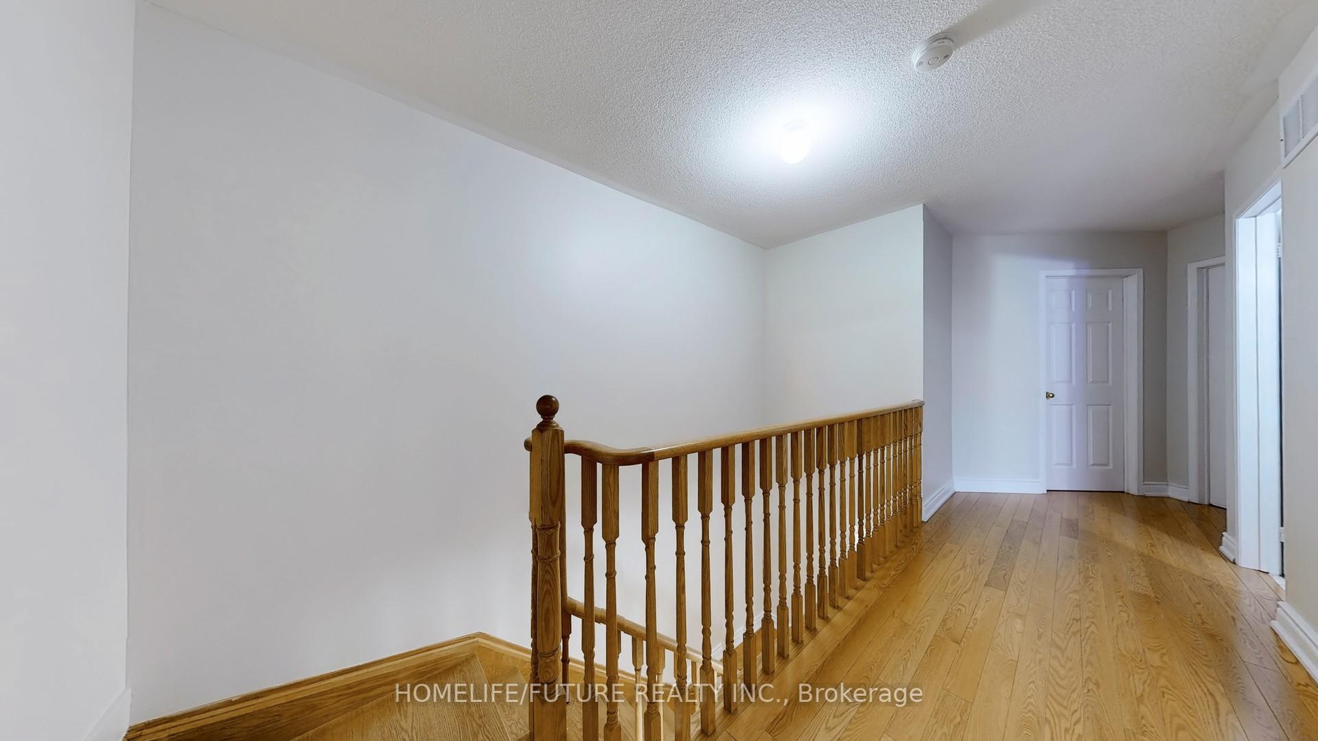 3 Bedrooms Condo at 435 Middlefield, Toronto For sale