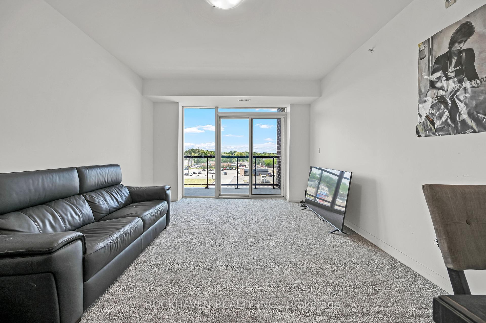 3 Bedrooms Condo at 5 Hamilton, Hamilton For sale