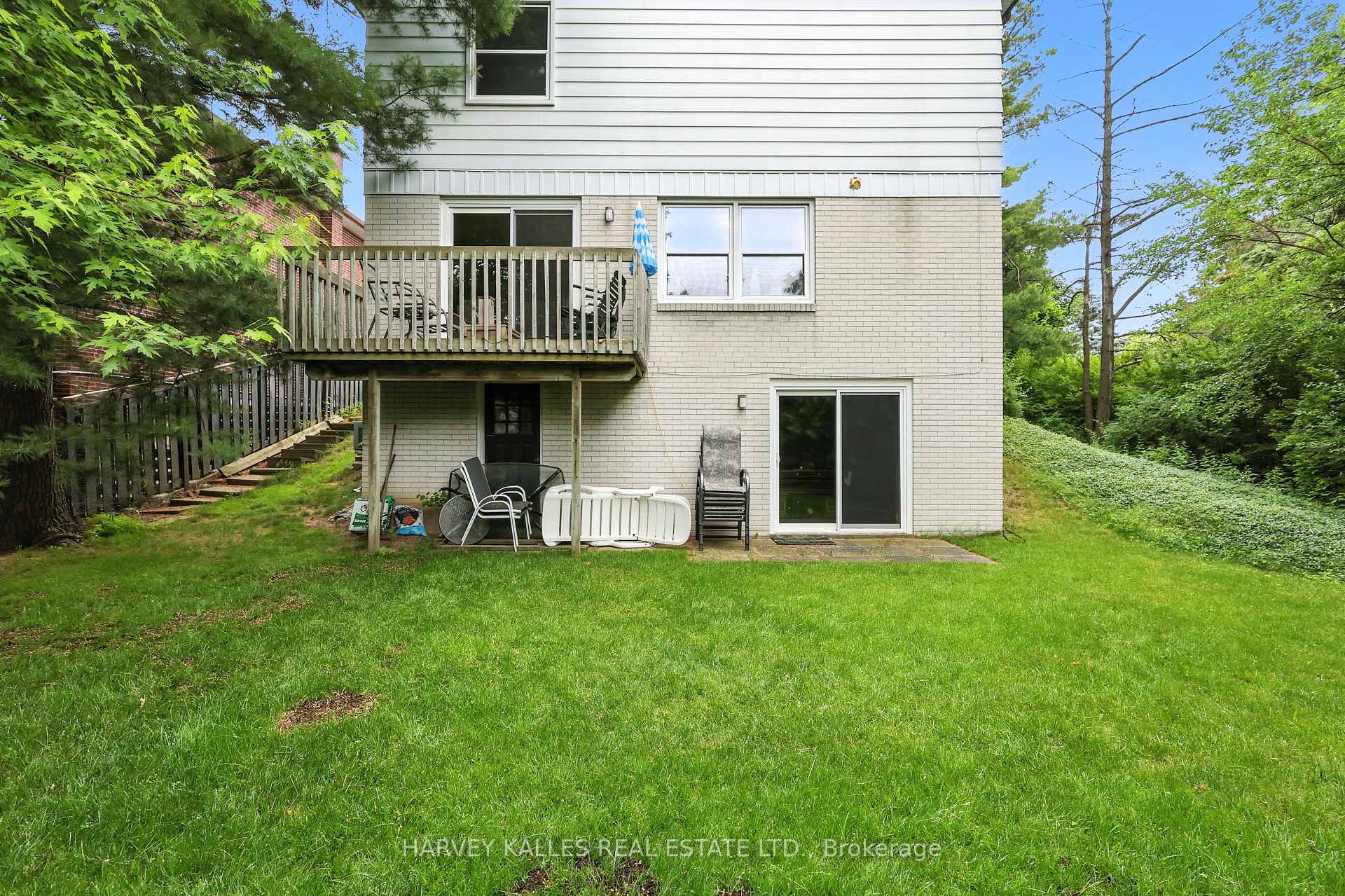 62 Aberfeldy Crescent