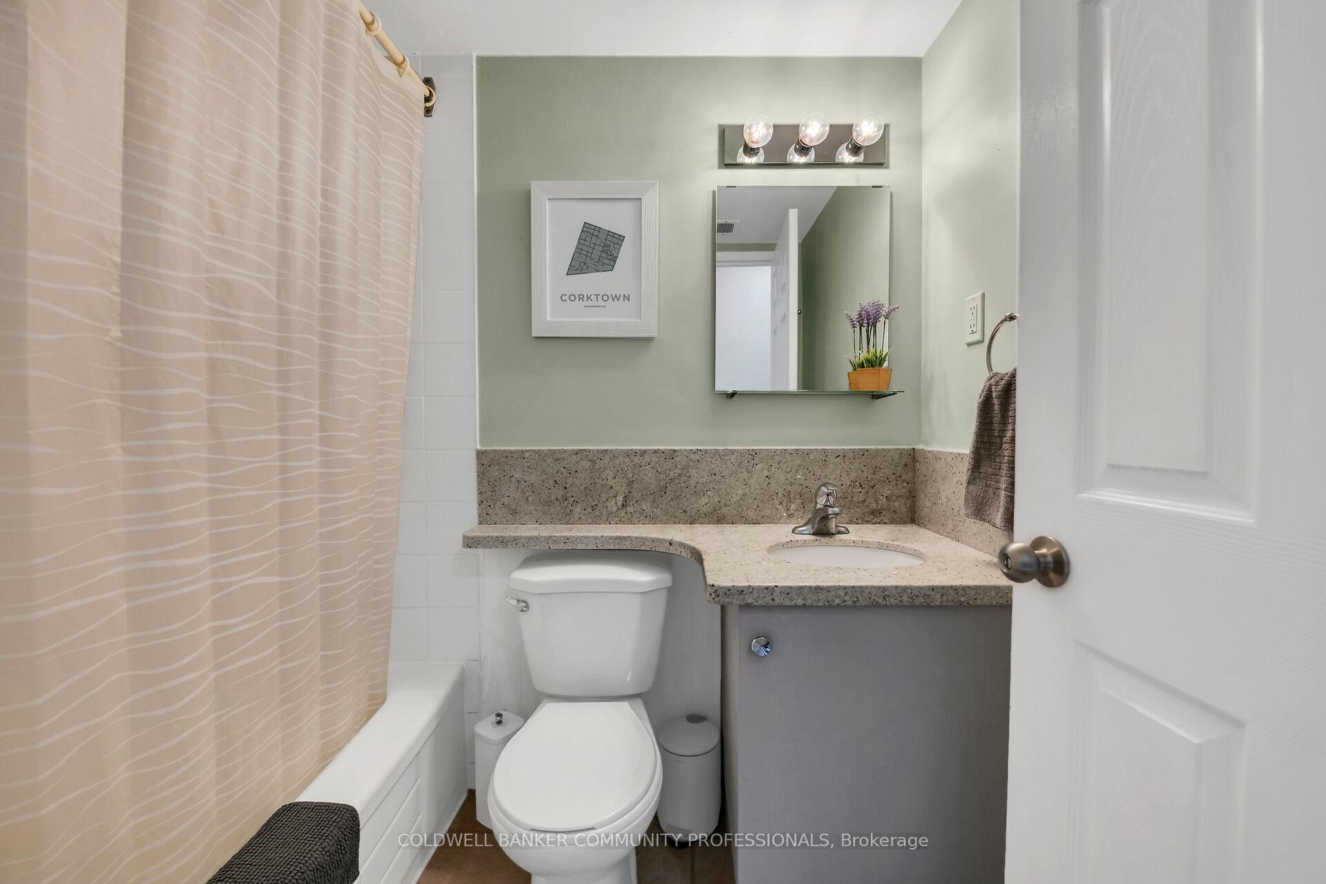 1 Bedroom Condo at 141 Catharine, Hamilton For sale
