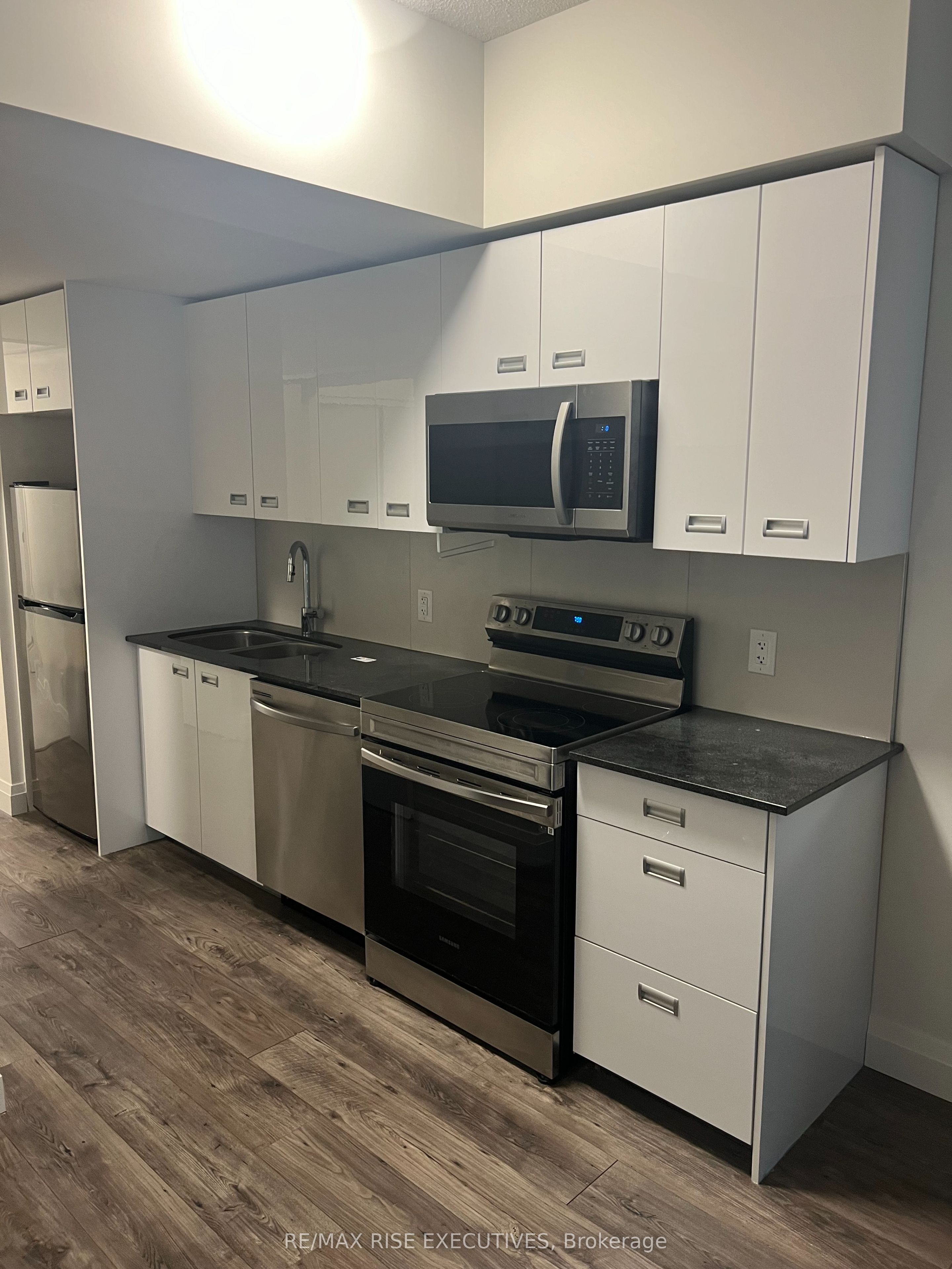 652 Princess Street, #238